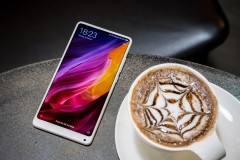 Ngắm nhìn Xiaomi Mi Mix 2 Special Edition - smartphone vỏ gốm độc đáo