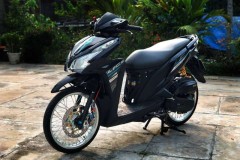 Cùng ngắm nhìn Click 125 độ dàn đồ chơi bạc triệu đầy đắt giá