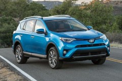 Những mẫu xe cũ trên 15 năm nhưng vẫn được ưa chuộng tại Mỹ