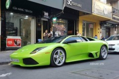 Bắt gặp Lamborghini Murcielago xanh cốm độc nhất Việt Nam xuống phố