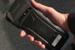Gaming smartphone Xiaomi Black Shark rò rì hình ảnh trên tay trước giờ ra mắt