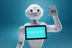 Pepper – robot thông minh có thể trò chuyện với con người