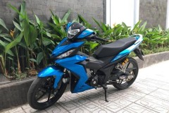 Winner 150 độ - khoác áo xanh đen đầy lịch lãm