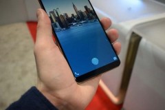 Xiaomi Mi 7 lộ ảnh thực tế với khung máy được gia công từ thép không gỉ