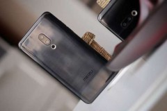 Trên tay Meizu 15 Plus: Màn hình 16:9, chip xử lý của Samsung và camera kép phía sau