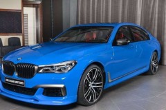 BMW M760Li Santorini Blue siêu bắt mắt với khoang cabin màu đỏ