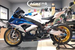 BMW S1000RR tỏa sáng với trang bị 'tận răng'