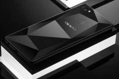 OPPO đã cho phép đặt hàng OPPO F7 màu mới kim cương đen tại Việt Nam