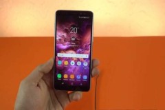 Rò rỉ video trên tay người dùng của Galaxy A9 Star