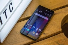 Bộ hình nền mặc định đẹp mắt dành cho siêu phẩm HTC U12+