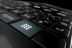 BlackBerry tung teaser của KEY2: Camera kép, thêm nút đặc biệt trên bàn phím QWERTY