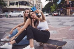 Ngắm Samsung Galaxy A6+ Ocean Blue - Màu Xanh Thanh Xuân Rực Rỡ