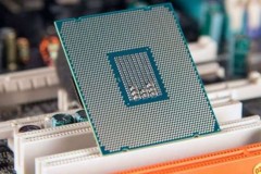 Intel đã chính thức vận hành dây chuyền sản xuất CPU Cannon Lake 10 nm