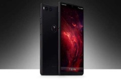 Smartisan R1: Smartphone đầu tiên có dung lượng lưu trữ lên đến 1TB