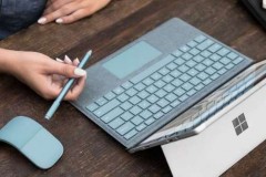 Microsoft sẽ phát hành máy tính bảng Surface giá rẻ vào cuối năm nay