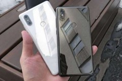 Thời lượng pin Mi MIX 2S thấp hơn nhiều so với các mẫu smartphone cao cấp hiện nay