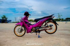 Wave 110 độ mang vẻ đẹp vi diệu với sắc màu hồng nhí nhảnh