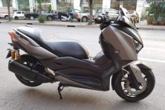 Yamaha X-Max 300 vẻ đẹp tiềm ẩn bên gói độ hạng sang