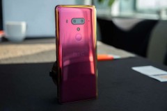 Trên tay nhanh HTC U12+: Có điều gì thú vị đáng để quan tâm?