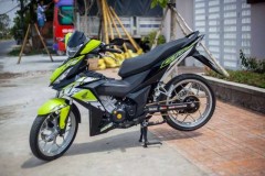 Winner 150 độ tem GTR khoe dáng bên con phố nhỏ