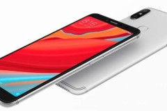 Bên cạnh camera kép, Redmi S2 còn có gì đáng chú ý?