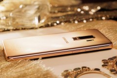 Chiêm ngưỡng Galaxy S9+  phiên bản Vàng Hoàng Kim giá 25 triệu đồng