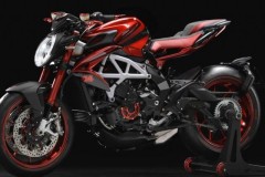 Brutale 800 RR LH44 là chiếc MV Agusta phiên bản đặc biệt mới nhất của Lewis Hamilton