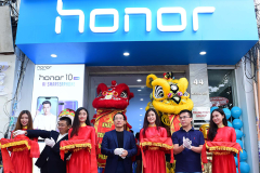 Honor chính thức khai trương cửa hàng đầu tiên tại Việt Nam