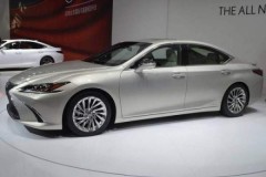 Lexus ES 2019 hoàn toàn mới sẽ là chiếc Lexus đầu tiên tương thích với Apple CarPlay