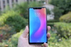Trên tay Xiaomi Mi 8 SE: Ngoài chip Snapdragon 710 còn gì hấp dẫn?