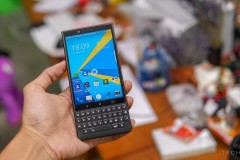 Trên tay BlackBerry KEY2 giá 17,5 triệu vừa về Việt Nam