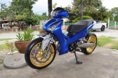 Wave 125i độ dàn chân CBR 650 đầy cơ bắp là lịch lãm