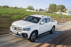 Tùy chọn động cơ V8 sẽ được bổ sung cho X-Class nếu khách hàng yêu cầu