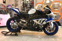 BMW HP4 bản độ đầy hiệu năng hiện hữu trên đất Thái