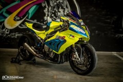 BMW S1000RR phiên bản Dragbike siêu khủng được trang bị bình NOS