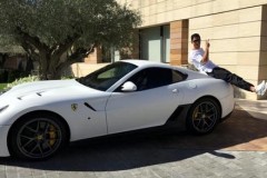 Cận cảnh bộ sưu tập siêu xe 7 triệu đô đáng "thèm khát" của Cristiano Ronaldo