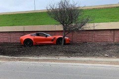Chevrolet Corvette Grand Sport gặp nạn khi mới chạy được 24 km