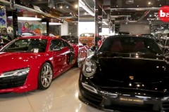 Một vòng đại lý Deals on Wheels ở Dubai có gần 100 chiếc siêu xe