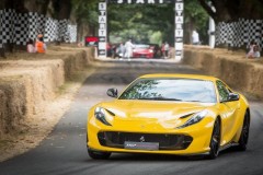 Hàng chục xe đua và siêu xe Ferrari phô diễn sức mạnh tại Goodwood 2018