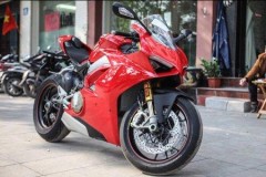 Ducati Panigale V4 S đầu tiên đặt chân đến Việt Nam được rao bán lại hơn 1,4 tỷ Đồng
