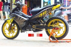 Exciter 135 độ - up dàn đầu NVX kết hợp cùng dàn chân to lớn
