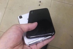 Chiêm ngưỡng hình ảnh thực tế iPhone X Plus bên cạnh iPhone màn hình LCD giá rẻ