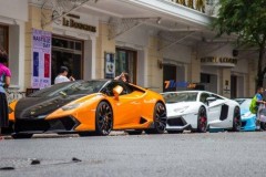 Soi bộ 3 siêu xe độ độc nhất tại Việt Nam tụ tập trên đường phố tại Sài thành