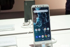Mọi thứ về siêu phẩm tầm trung Xiaomi Mi A2 vừa ra mắt