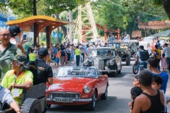 Phóng sự ảnh: Ngày hội xe cổ Sài Gòn 2018