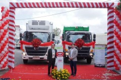 Xe tải Hino 300 và 500 Series mới đạt chuẩn Euro 4 chính thức ra mắt