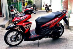 Vario 150 độ gây mê người xem bởi option giản đơn của sinh viên Sài Gòn