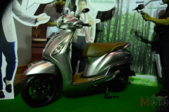 Yamaha Grande Hybrid 2018 ra mắt với hai phiên bản, giá 42,9 triệu đồng