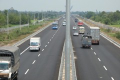 Bài học từ tai nạn đáng tiếc: Nguyên tắc sống còn khi nhập làn đường cao tốc