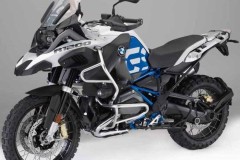 4 mô tô khỏe khoắn, vượt địa hình tốt, cảm giác êm ái cho chuyến đi phượt